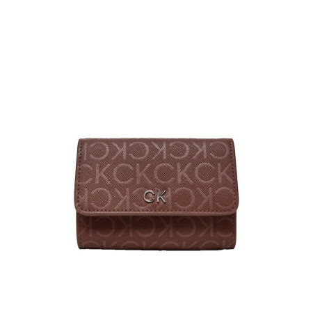 Portafoglio Donna con Patta Mono Calvin Klein Cioccolate  Valigeria.it