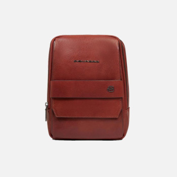 Borsello tozzo con tasca davanti piccolo porta ipad mini Piquadro Solm Terra Cotta