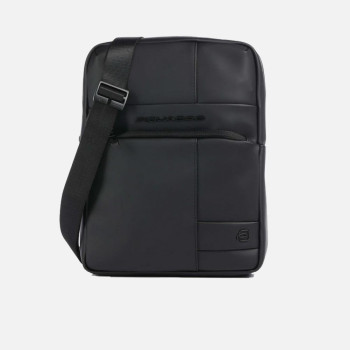 Borsello tozzo con tasca anteriore porta ipad gommato Piquadro Wollen Wet Nero
