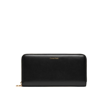 Portafoglio donna cerniera semplice grande Calvin Klein Black