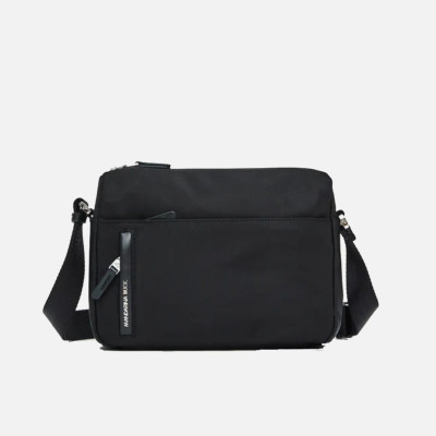 Borsa donna tracolla con zip sopra Mandarina Duck Hunter Black