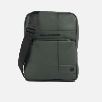 Borsello tozzo con tasca anteriore porta ipad gommato Piquadro Wollen Wet Verde