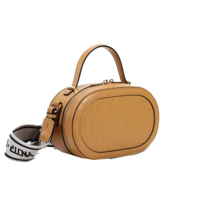 Borsa Donna Tracolla con Zip Sopra Kate Ynot Caramel  Valigeria.it