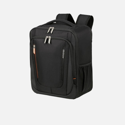 Zaino cabina 40cm porta computer 15.6 American Tourister Wanderlite Shadow Black